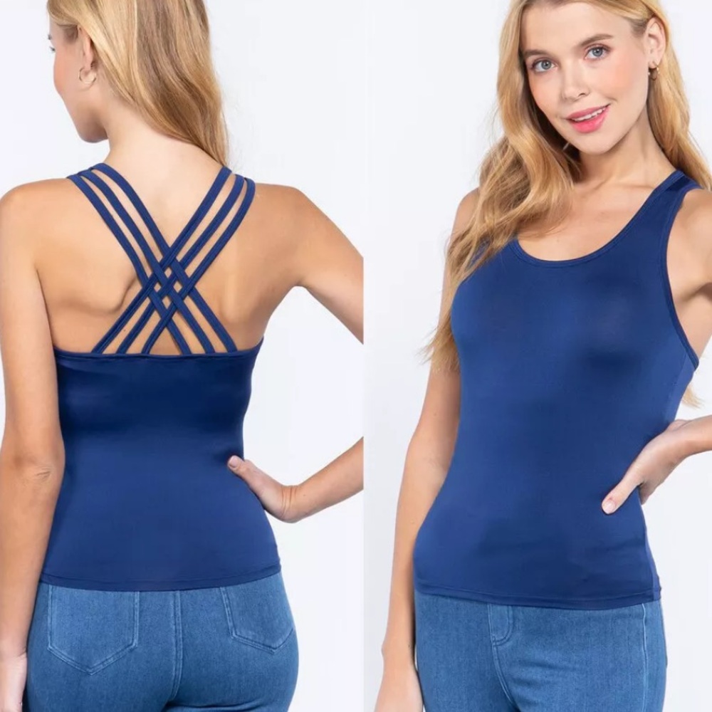 Calvin Klein Performance Blue Yoga Tank W/ Built-In Bra EUC sz M